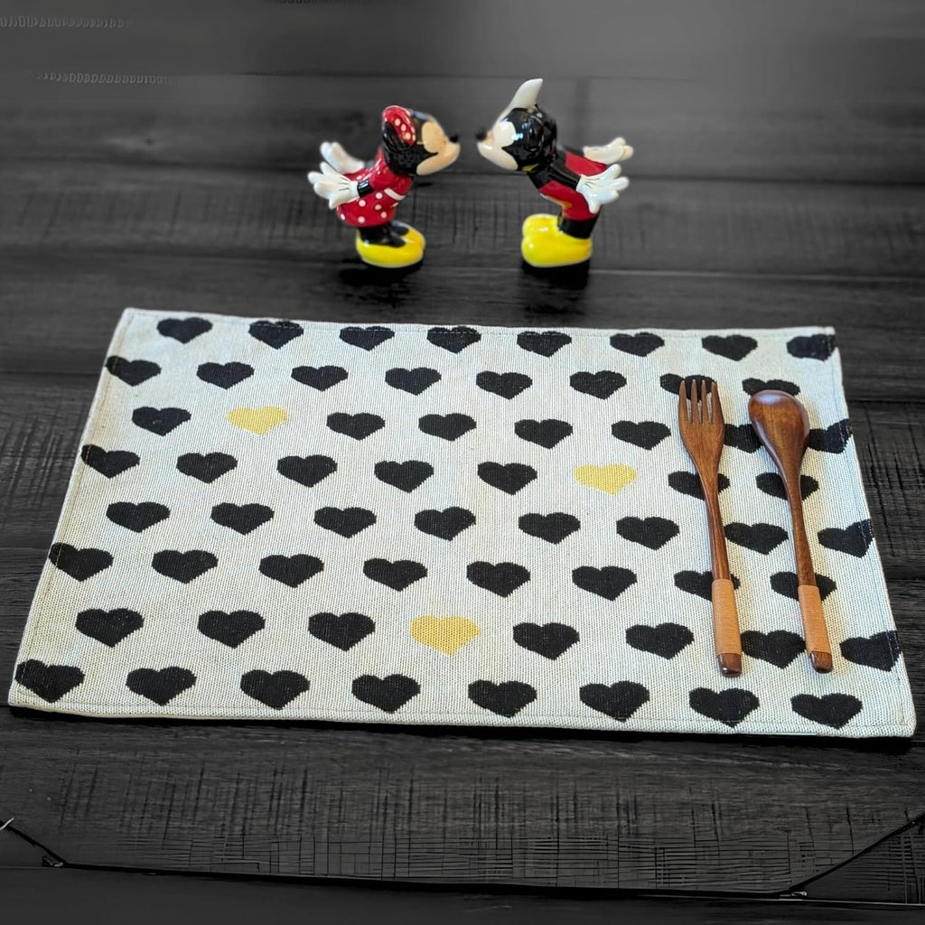 DaDa Bedding Set of 4-Pieces Valentine's day Yellow & Black Hearts
