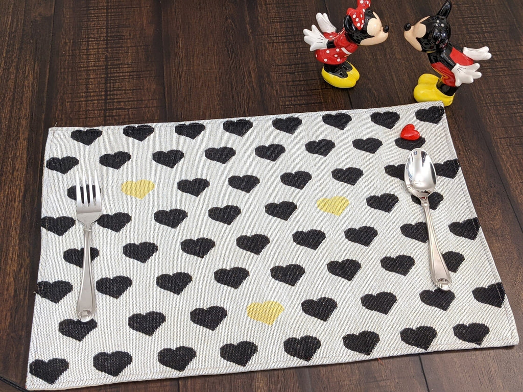 DaDa Bedding Set of 4-Pieces Valentine's day Yellow & Black Hearts