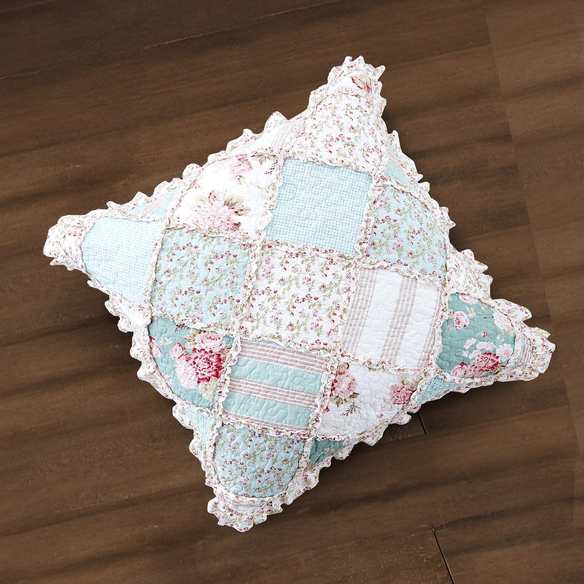 DaDa Bedding Patchwork Hint of Mint Floral Cotton Patchwork Euro