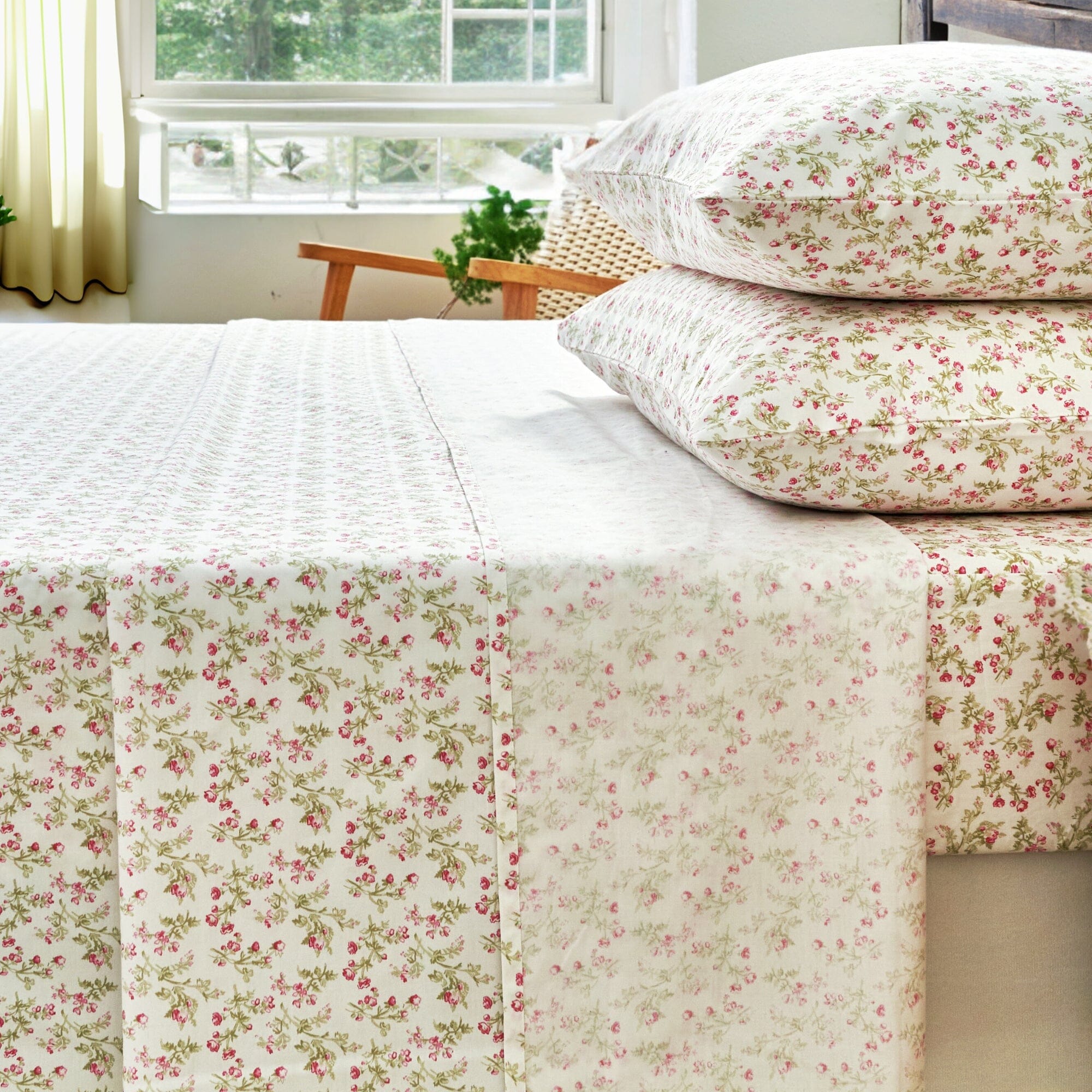 DaDa Bedding Romantic Coquette Floral Cotton Sheet Set